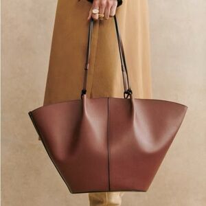 Sezane Mara leather bag in smooth chocolate